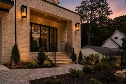 3035 Parkridge Drive NE, Brookhaven, GA 30319 - Photo 2