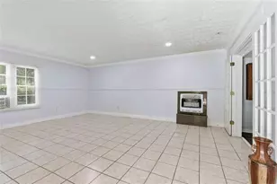 184 Fairview Dr, Fairburn, GA 30213 - Photo 6