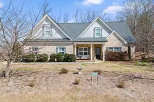47 St Ives Way, Winder, GA 30680 - Photo 2