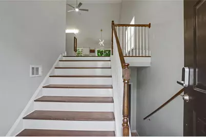 2706 Waymar Drive SW, Marietta, GA 30008 - Photo 6