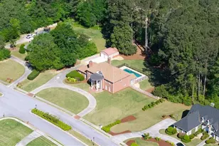 130 Victoria Dr, Fayetteville, GA 30214 - Photo 1