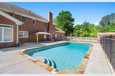 130 Victoria Drive, Fayetteville, GA 30214 - Photo 2