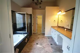 5760 Dovnick Dr SW, Lilburn, GA 30047 - Photo 28