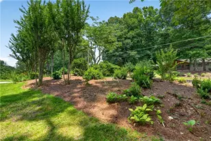 2500 Caladium Dr NE, Atlanta, GA 30345 - Photo 4