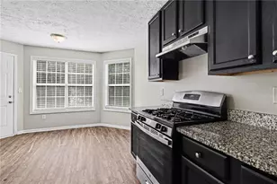 7873 Chadwick Ln, Riverdale, GA 30274 - Photo 8