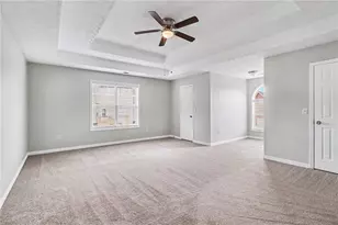 7873 Chadwick Ln, Riverdale, GA 30274 - Photo 6