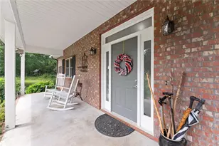 1020 Easy St, Toccoa, GA 30577 - Photo 4