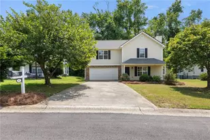 147 Richmond Dr, Dawsonville, GA 30534 - Photo 1