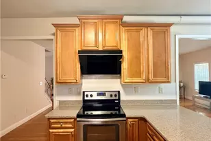 127 Thorncrest Ct, Tucker, GA 30084 - Photo 12