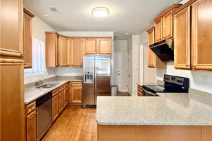 127 Thorncrest Ct, Tucker, GA 30084 - Photo 10