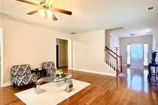 127 Thorncrest Ct, Tucker, GA 30084 - Photo 8