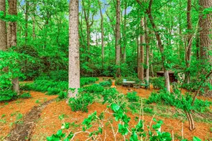 1111 Banbury Cross, Avondale Estates, GA 30002 - Photo 32