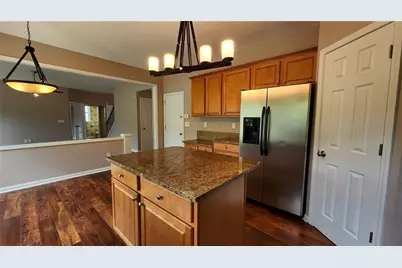 212 Revillion Way, Woodstock, GA 30188 - Photo 2