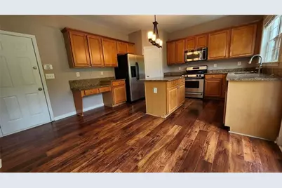 212 Revillion Way, Woodstock, GA 30188 - Photo 4