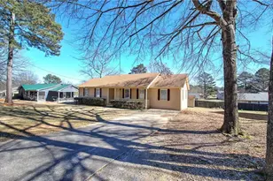 58 Habersham Cir NE, Cartersville, GA 30121 - Photo 2