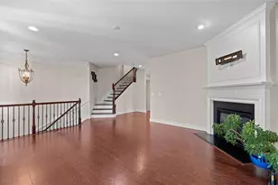 1034 East Paces Chase NE, Atlanta, GA 30326 - Photo 8