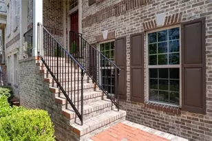 1034 East Paces Chase NE, Atlanta, GA 30326 - Photo 4
