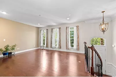 1034 East Paces Chase NE, Atlanta, GA 30326 - Photo 6