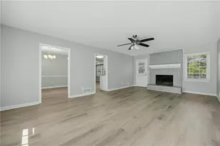 2409 3 Bars Dr, Snellville, GA 30078 - Photo 2