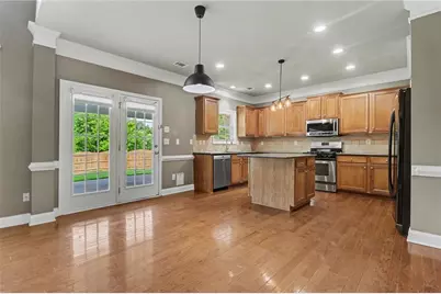 810 Sapphire Lane, Sugar Hill, GA 30518 - Photo 10