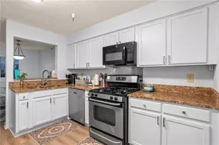 3960 Riverlook Pkwy SE, Marietta, GA 30067 - Photo 8