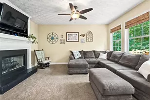 332 Chamberlyn Ln, Hiram, GA 30141 - Photo 4