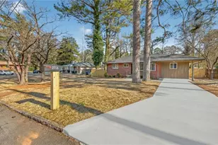 2708 Lancaster Dr, Atlanta, GA 30344 - Photo 34