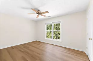 3510 Highland Bluff Dr, Suwanee, GA 30024 - Photo 38
