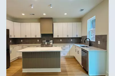 2195 Amberly Glen Way, Dacula, GA 30019 - Photo 2