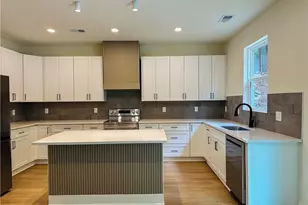 2195 Amberly Glen Way, Dacula, GA 30019 - Photo 2