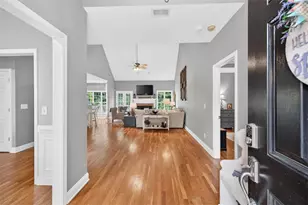 323 Oconee Ln, Commerce, GA 30529 - Photo 10