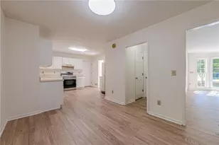 2424 Tammeron Dr S W, Marietta, GA 30064 - Photo 12