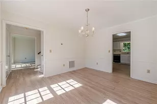 2424 Tammeron Dr S W, Marietta, GA 30064 - Photo 6