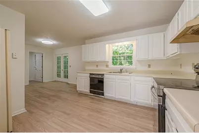 2424 Tammeron Drive SW, Marietta, GA 30064 - Photo 10