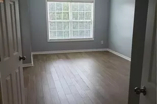 1636 Little Creek Dr, Lawrenceville, GA 30045 - Photo 6