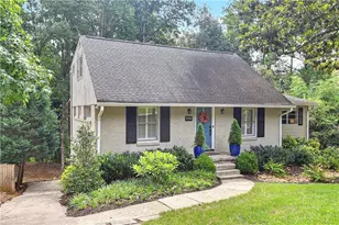 2790 Ridgemore Rd NW, Atlanta, GA 30318 - Photo 4