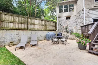 2790 Ridgemore Road NW, Atlanta, GA 30318 - Photo 10