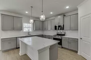 979 Lakeview, Commerce, GA 30529 - Photo 8