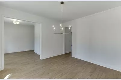 997 Lakeview, Commerce, GA 30529 - Photo 6