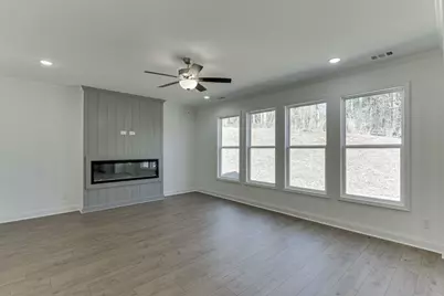 997 Lakeview, Commerce, GA 30529 - Photo 18