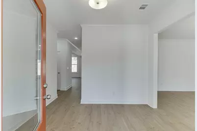 997 Lakeview, Commerce, GA 30529 - Photo 4
