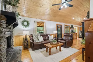 28 Wood Ln, Blue Ridge, GA 30513 - Photo 2