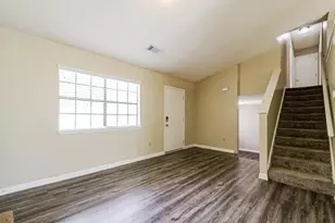 5255 Sugar Crest Dr, Buford, GA 30518 - Photo 2
