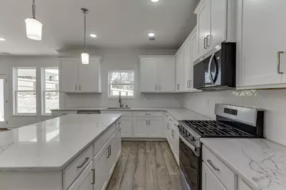 929 Lakeview, Commerce, GA 30529 - Photo 12