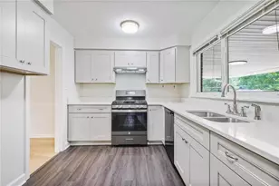 1397 Woodbine St, Marietta, GA 30062 - Photo 12