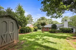 1397 Woodbine St, Marietta, GA 30062 - Photo 24