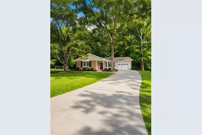 613 Windsor Drive SE, Conyers, GA 30094 - Photo 2