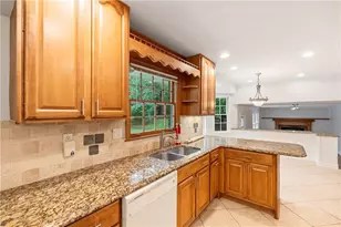 2458 Dunkerrin Ln, Atlanta, GA 30360 - Photo 18