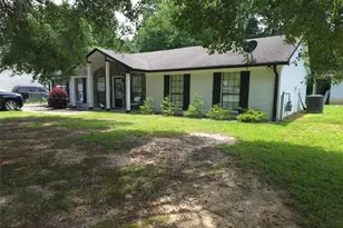 5563 Button Gwinnett Pl, Norcross, GA 30093 - Photo 2
