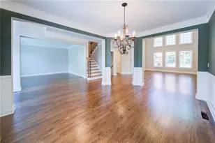 5660 Cascade Tr, Cumming, GA 30040 - Photo 6
